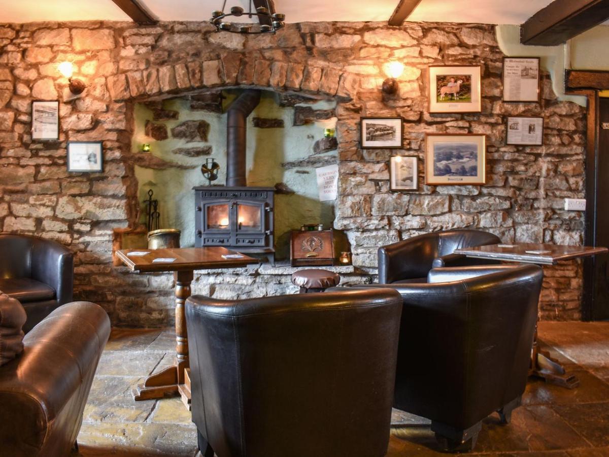 The Moorcock Inn Hawes Exterior photo